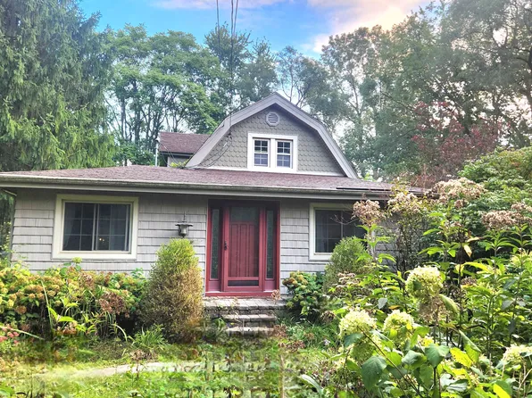 6732 Summerfield Rd, Temperance, MI 48182