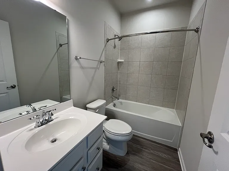 526 River Crest Way — Photo 17