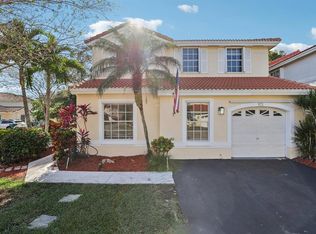 972 Azure Ln, Weston, FL 33326