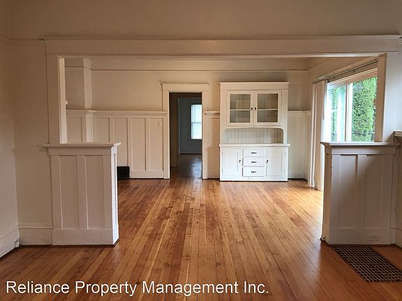 4th image of 427 NE Schuyler St