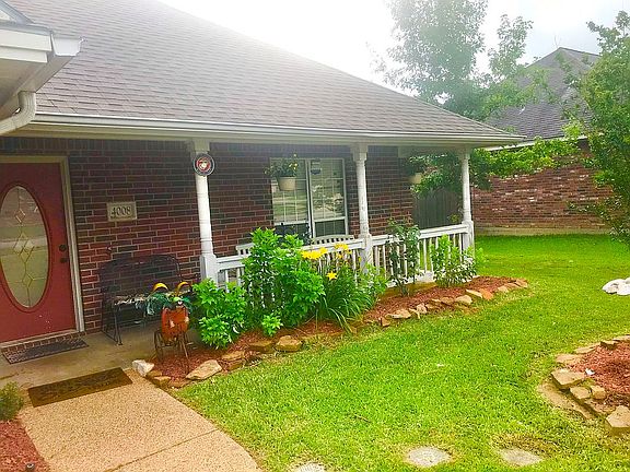 3rd image of 4008 Settlers Way