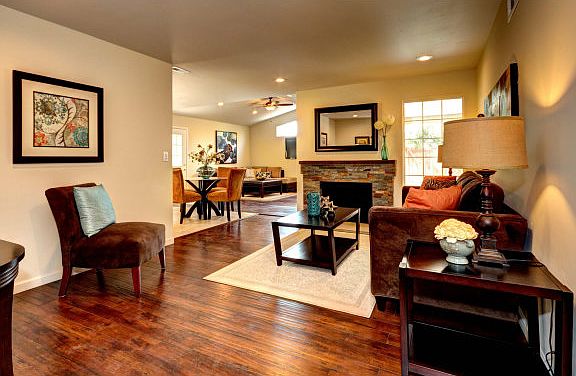 2nd image of 653 Santee River Ct