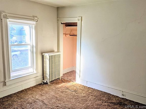 5th image of 414 W Michigan St