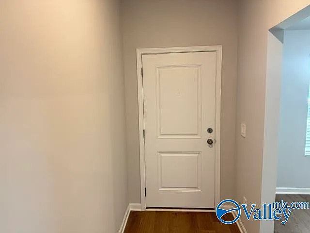 4 bed, 2.5 bath, 1955 sqft, $1,795 — Photo 3