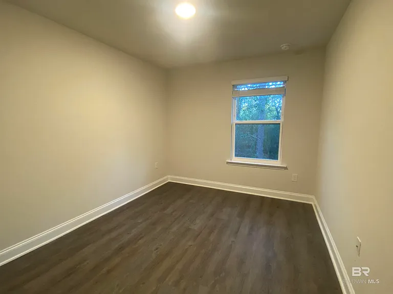 6685 Spaniel Dr — Photo 5