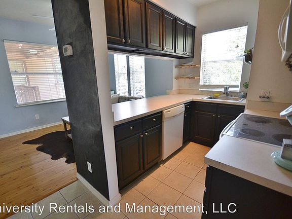 3rd image of 1220 SW 1st Ave APT 310