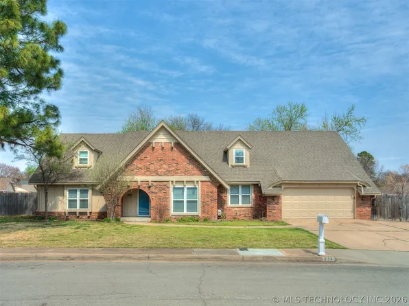 7029 E 63rd St, Tulsa, OK 74133