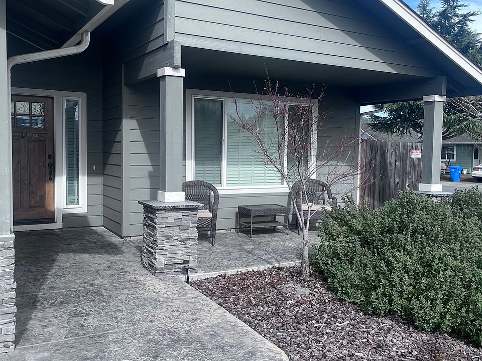 1st image of 2704 SW Eastwood Ln