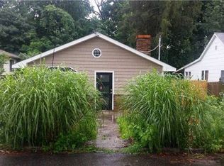 30 Harding Rd, Ronkonkoma, NY 11779