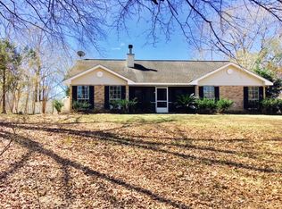 12 Laken Ln, Picayune, MS 39466