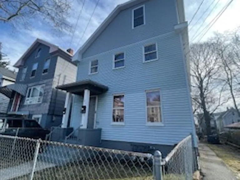 83 Nash St — Photo 13