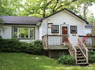 33712 Fern Dr, Burlington, WI 53105