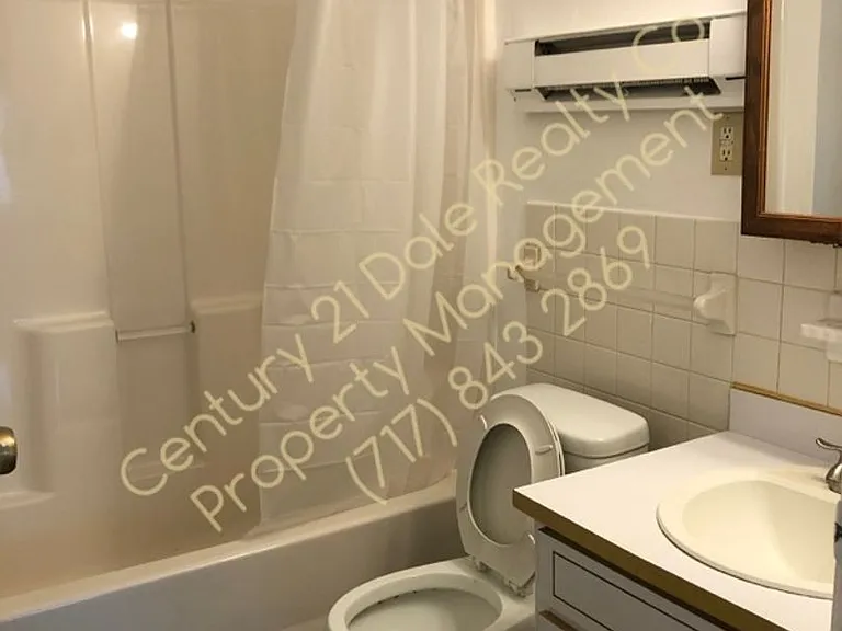 3086 Staunton Ave — Photo 9
