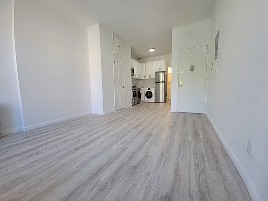 Rented by Compass | media 8