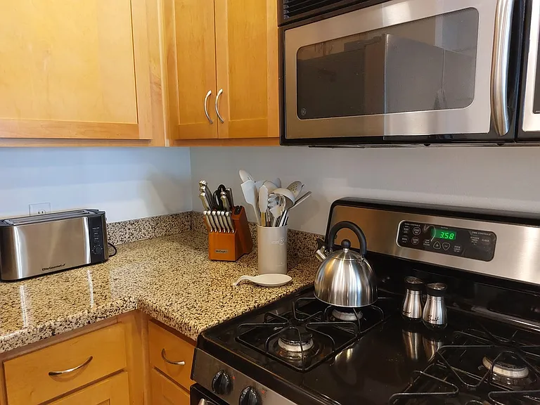 450 J St #7191 — Photo 7