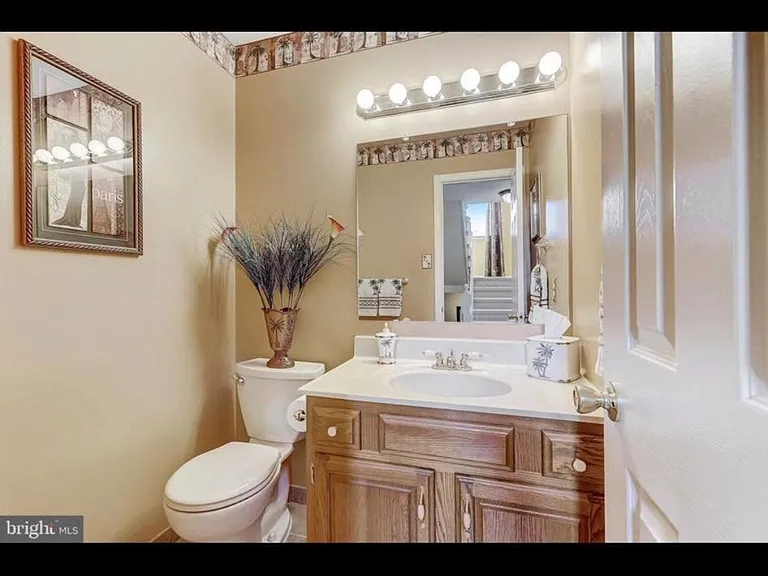 797 Keith Ln — Photo 8