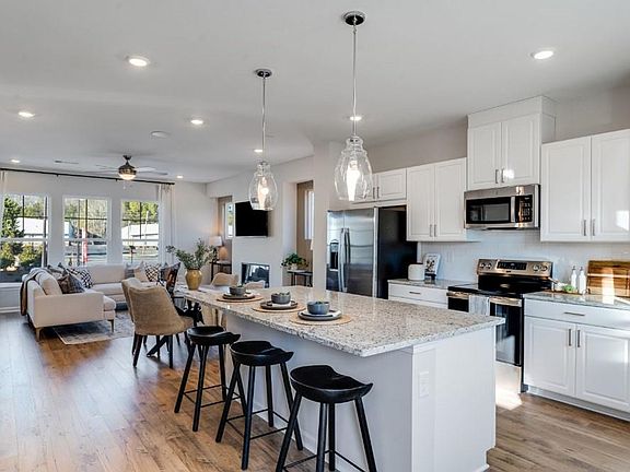 7th image of this home