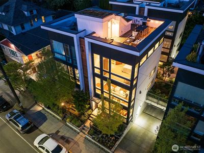 1142 10th Avenue E #A, Seattle, WA, 98102