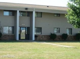 3017 W 72nd St APT 2, Davenport, IA 52806