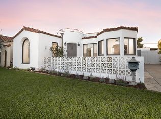 3743 Walnut Ave, Long Beach, CA 90807