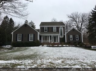 6 Strawberry Ln, Morristown, NJ 07960