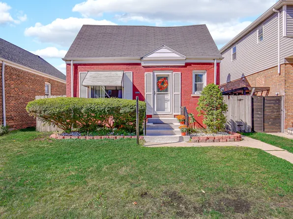 10922 S Avenue B, Chicago, IL 60617