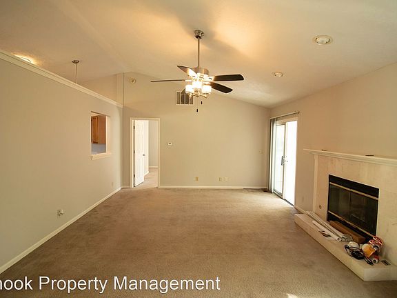 4th image of 31 N Brookfield Dr