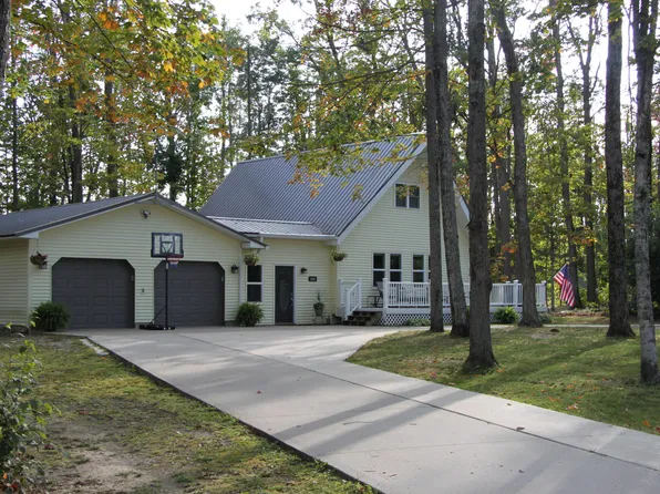 1685 Altorf Strasse, Gaylord, MI 49735