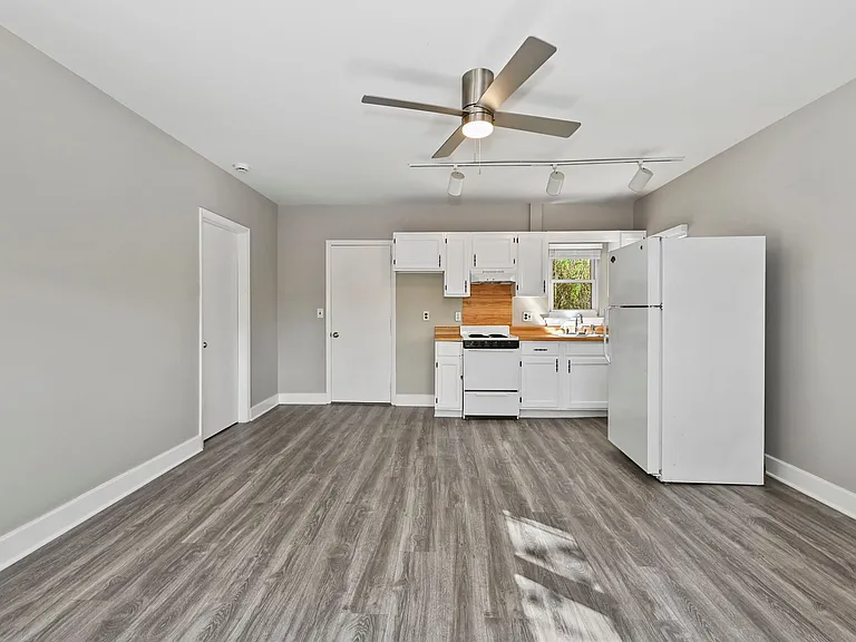 868 Commerce St #UP — Photo 10
