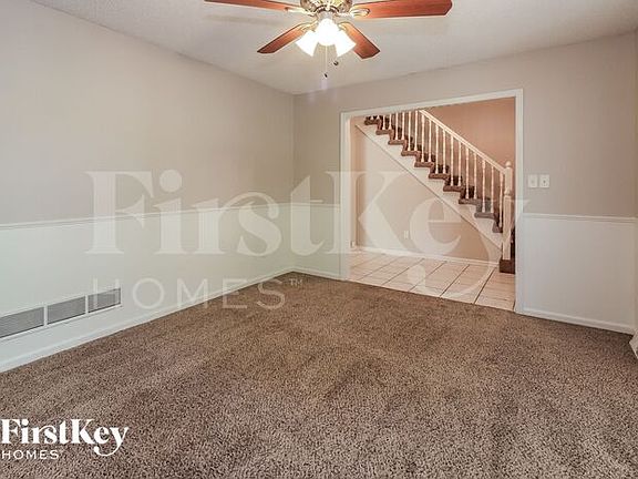 2nd image of 11812 Harrison Dr