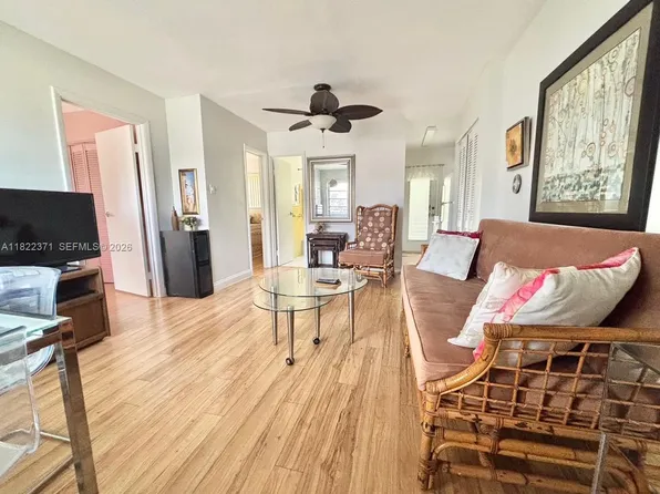 1125 SE 14th Pl APT 21C, Fort Lauderdale, FL 33316