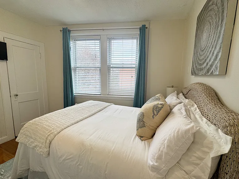 191 Kent St #5 — Photo 10