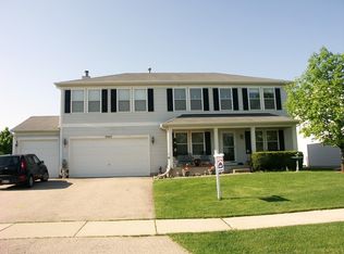9907 Creekside Dr, Wonder Lake, IL 60097