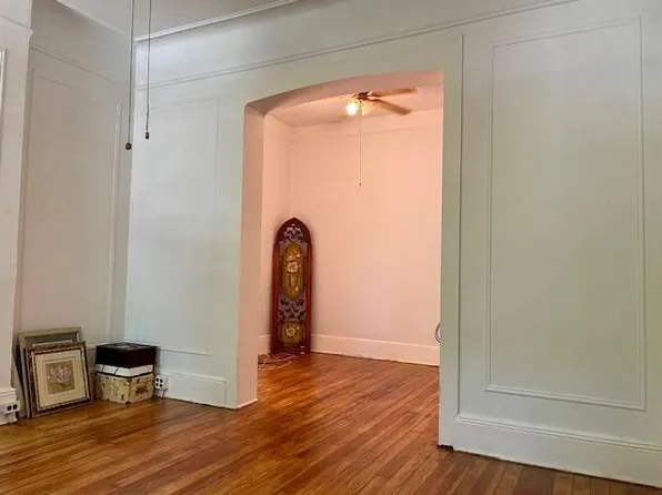 32-17 46th Street image 4 of 10