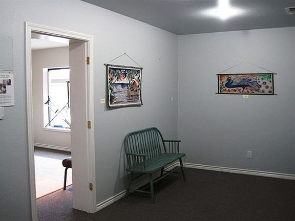 3rd image of 4819 W Fm 2147