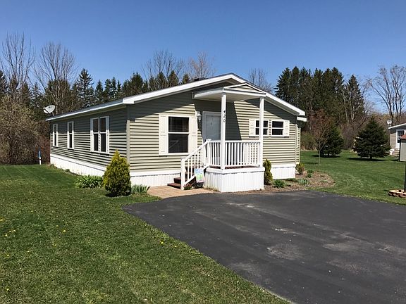 2nd image of 420 Snowbury St