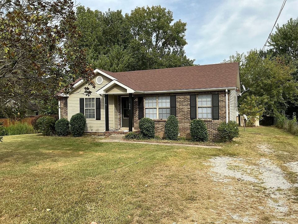 1st image of 575 Brady Dr