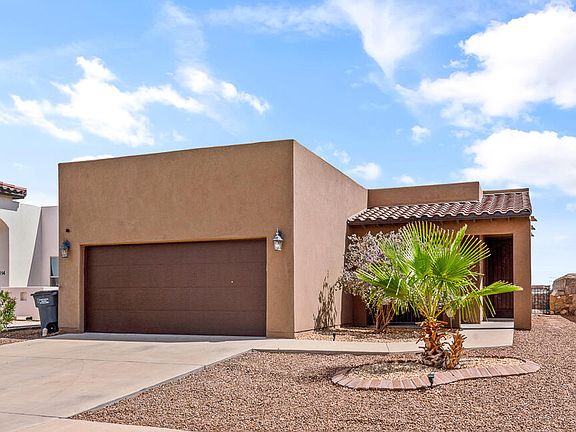 2nd image of 14410 Loma Esmeralda Dr