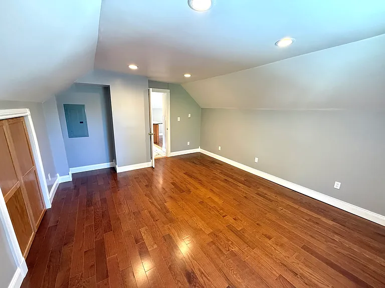 112 Old Glenwood Rd #1 — Photo 16