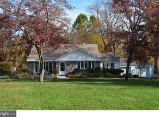 823 Ellis Ave, Newtown Square, PA 19073
