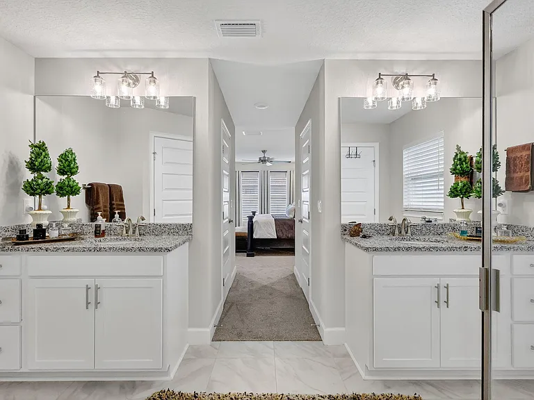 8652 Waterstone Blvd — Photo 42