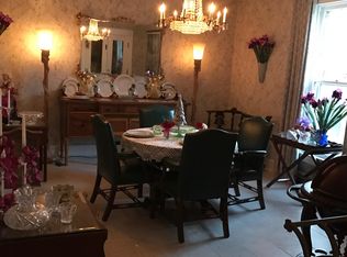 8011 Beech Ave, Lyndon, KY 40222