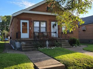 4945 Parker Ave, Saint Louis, MO 63139
