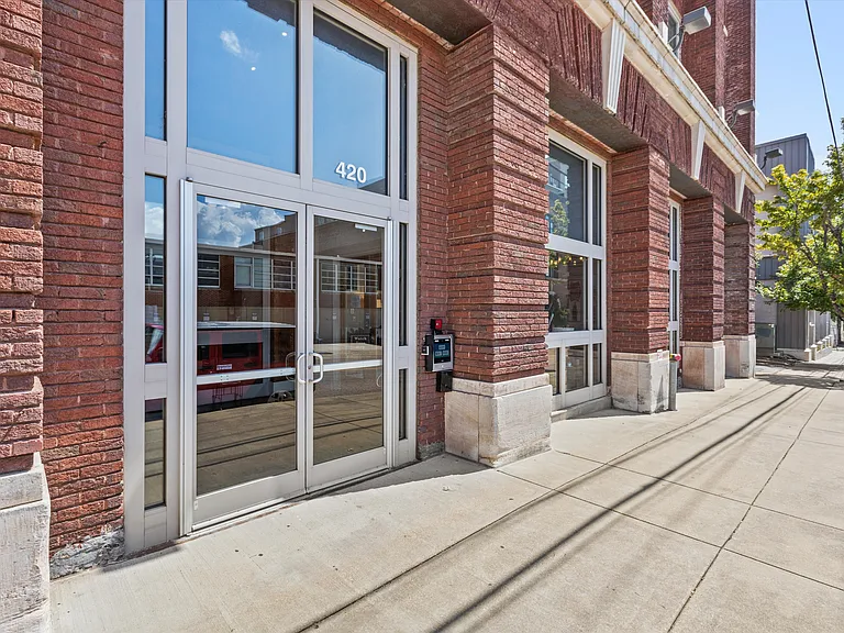 420 S Front St #407 — Photo 2