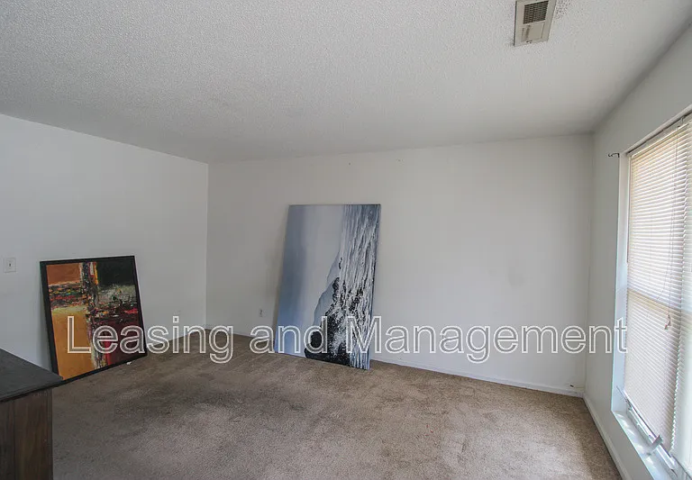 926 Blackrail Ct #C — Photo 3