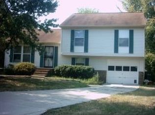 10832 Dungarvon Ct, Charlotte, NC 28262