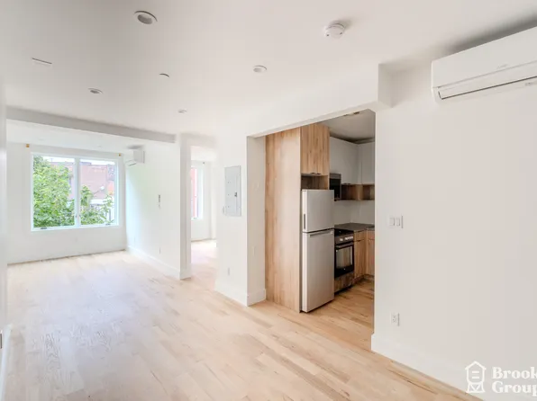 123 Park Avenue image 1 of 9