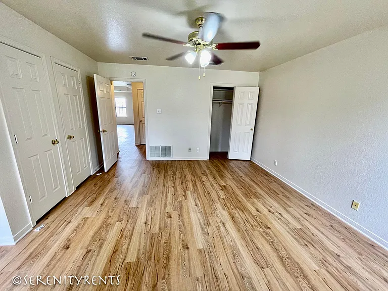 5209 Morning Glen Ln #B — Photo 11
