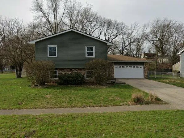 209 Lincoln Ave, New Chicago, IN 46342