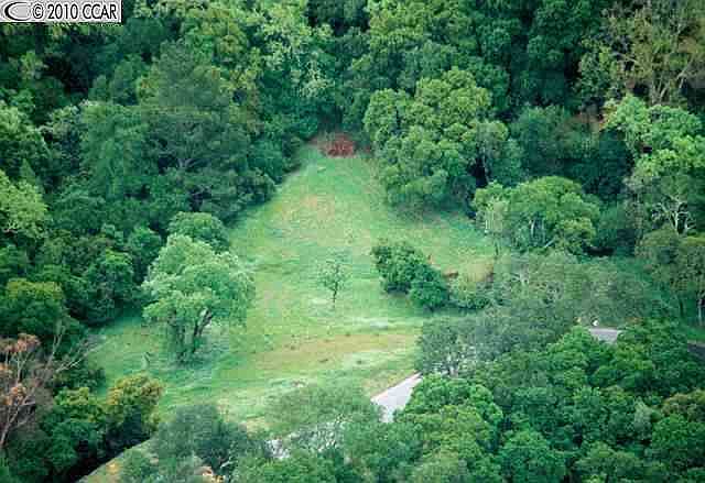 1st image of 6 Creekside Oaks